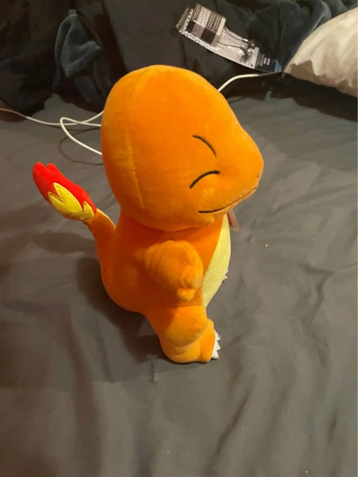 Pokémon Charmander Plush - photo 4