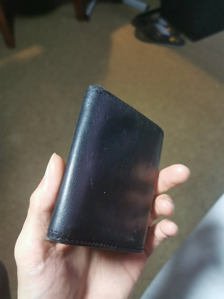 Standard Sized Black Wallet - photo 3