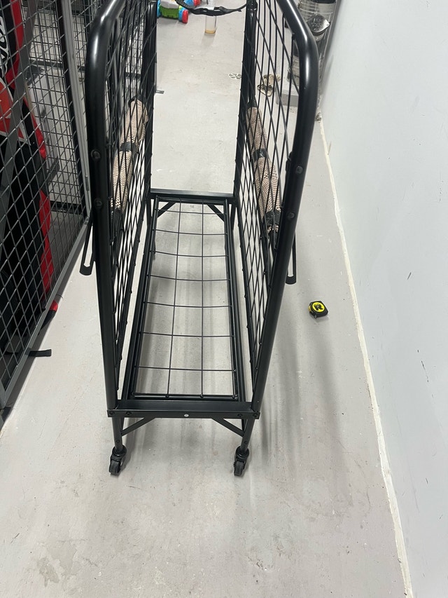 Rollaway Bed Frame Black Metal Folding Bed - photo 2