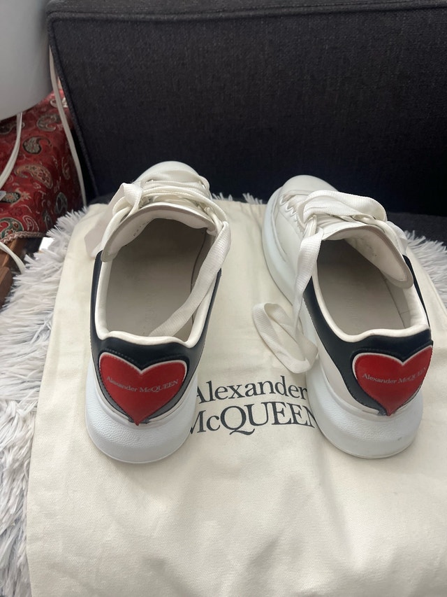 Alexander McQueen Sneakers Size 39 - photo 2