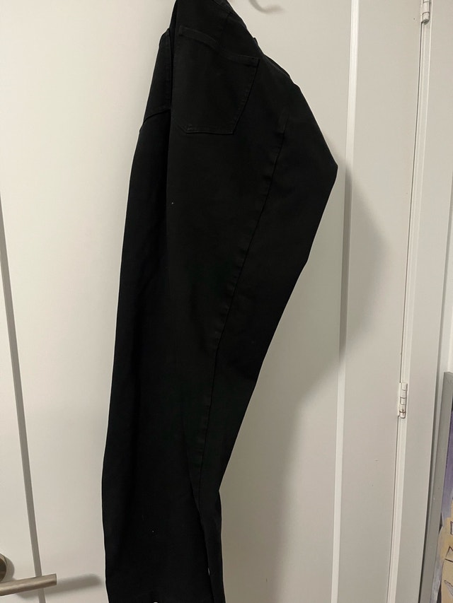 Gird Black Jeans