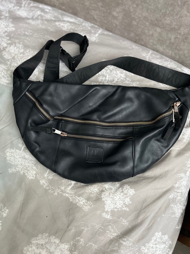 LK Bennett Bum Bag - photo 5