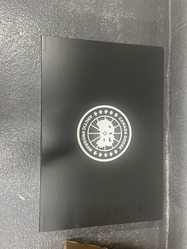 Canada Goose Box