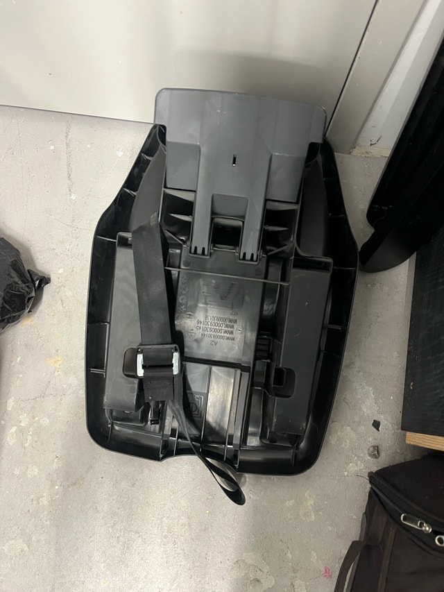 Graco Car Seat Base - photo 3