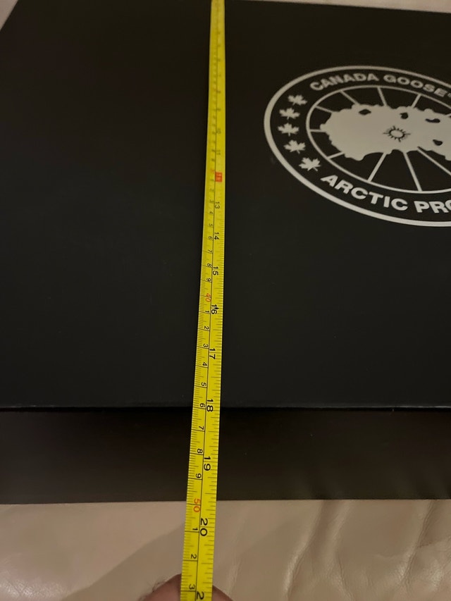 Canada Goose Original Box – Clean – QUICK SALE