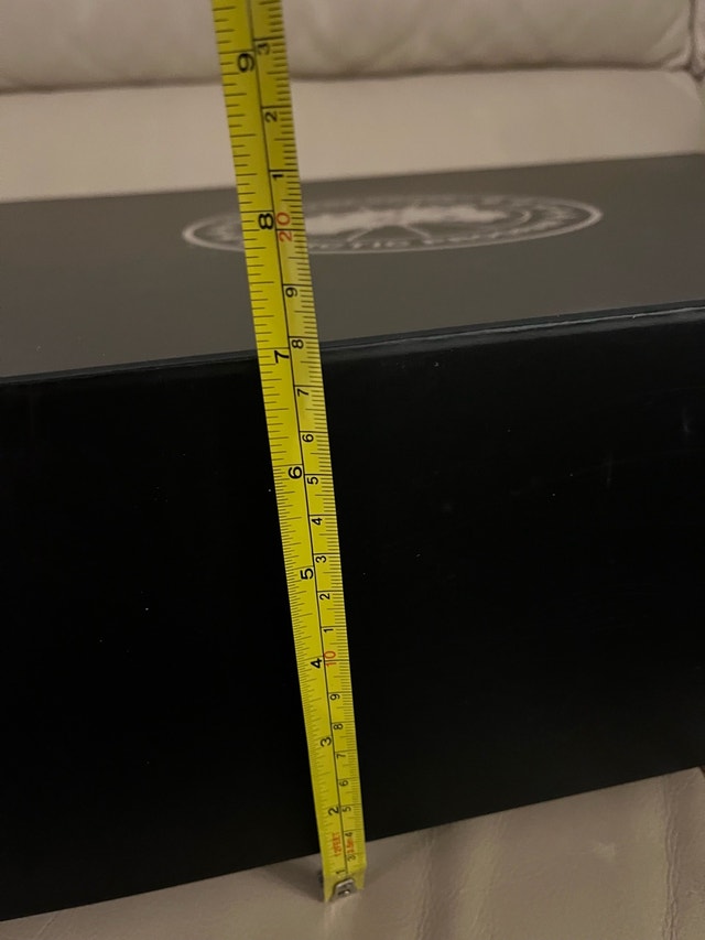 Canada Goose Original Box – Clean – QUICK SALE - photo 3