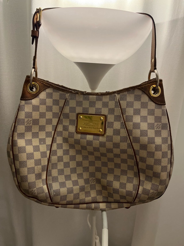 Louis Vuitton Handbag - photo 4