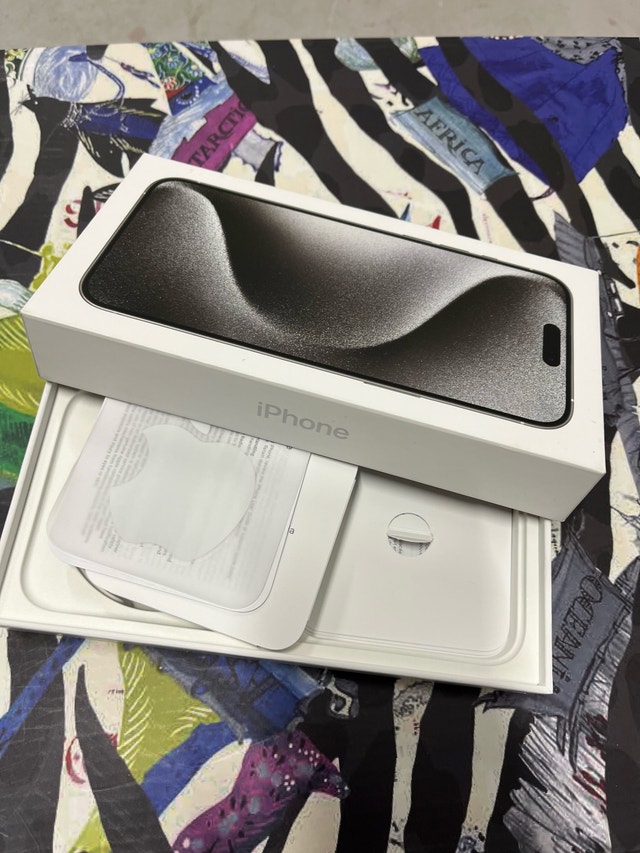 Empty Box Apple iPhone 15 Pro Max