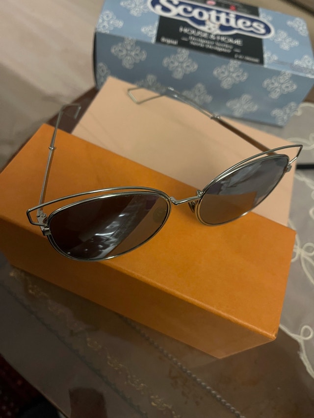 Dior Sunglasses - photo 4
