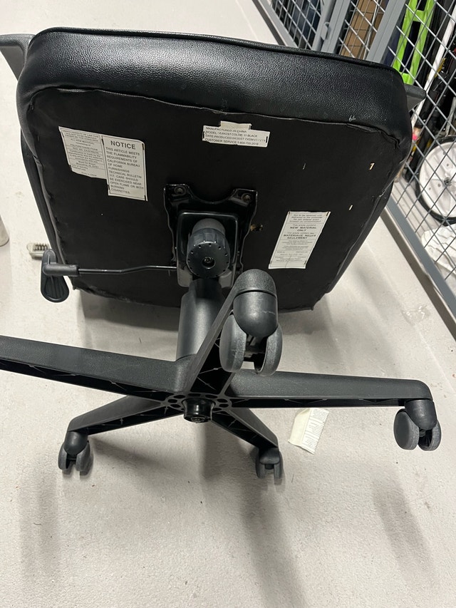 Office Chair - photo 4