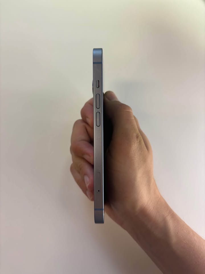 iPhone 14 128gb Blue Unlocked 86% - photo 4