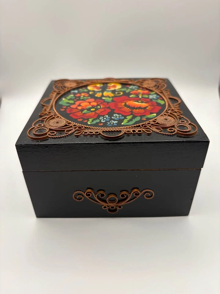 Vintage Ukrainian Wooden Jewelry Box - Hand Painted Floral Folk - photo 2