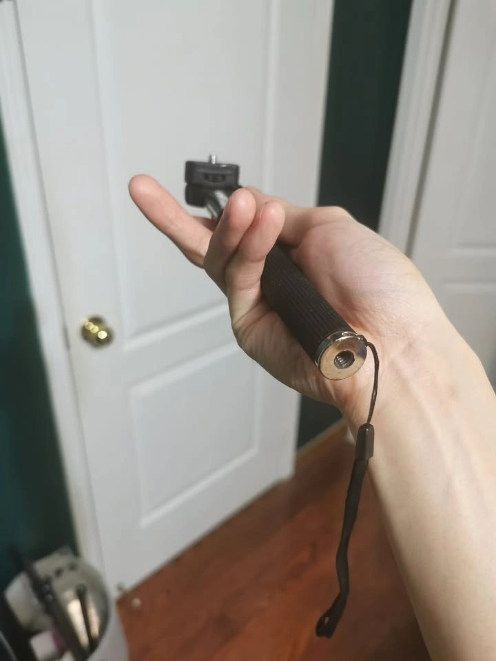 Extendable Selfie Stick - photo 4