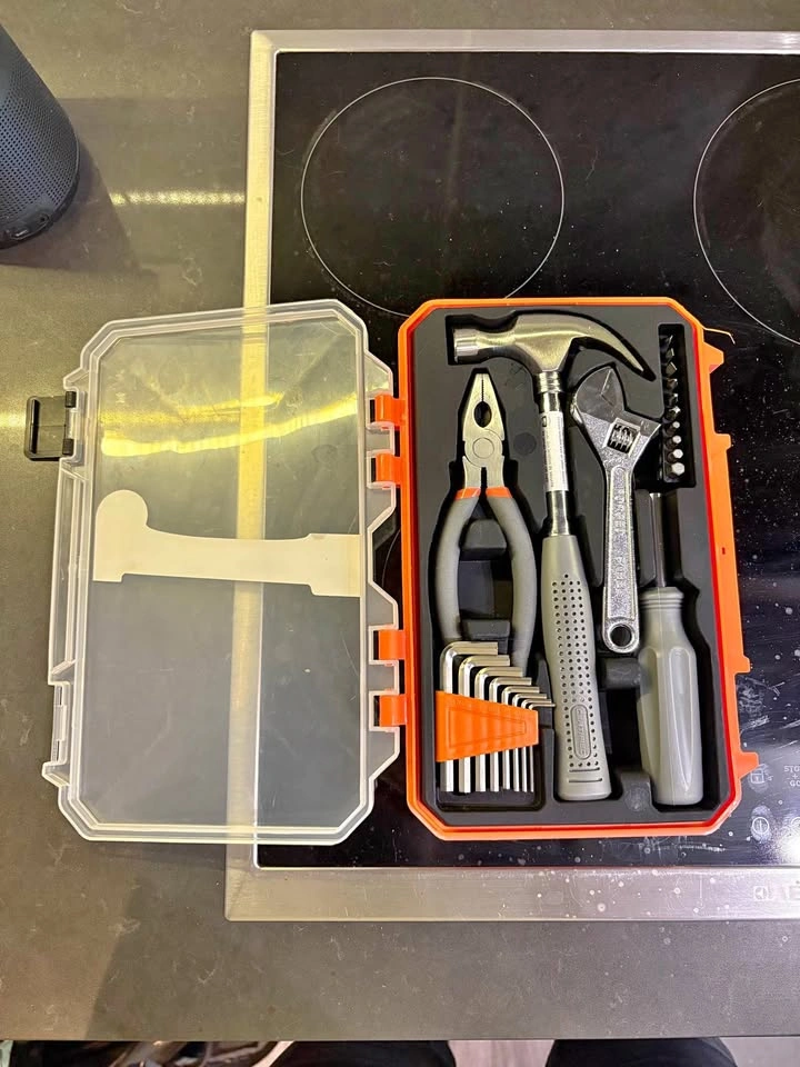 Near Brand New General Purpose Tool Box - 22 Pieces