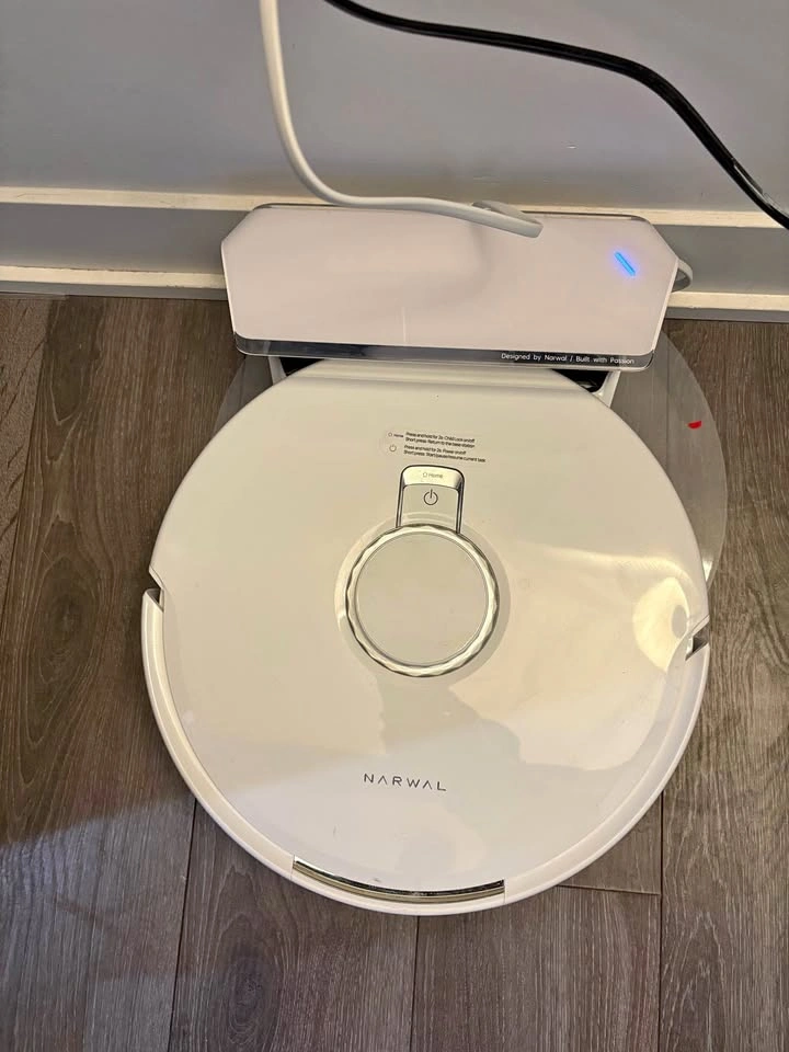 Narwal Freo X Plus Robot Vacuum and Mop