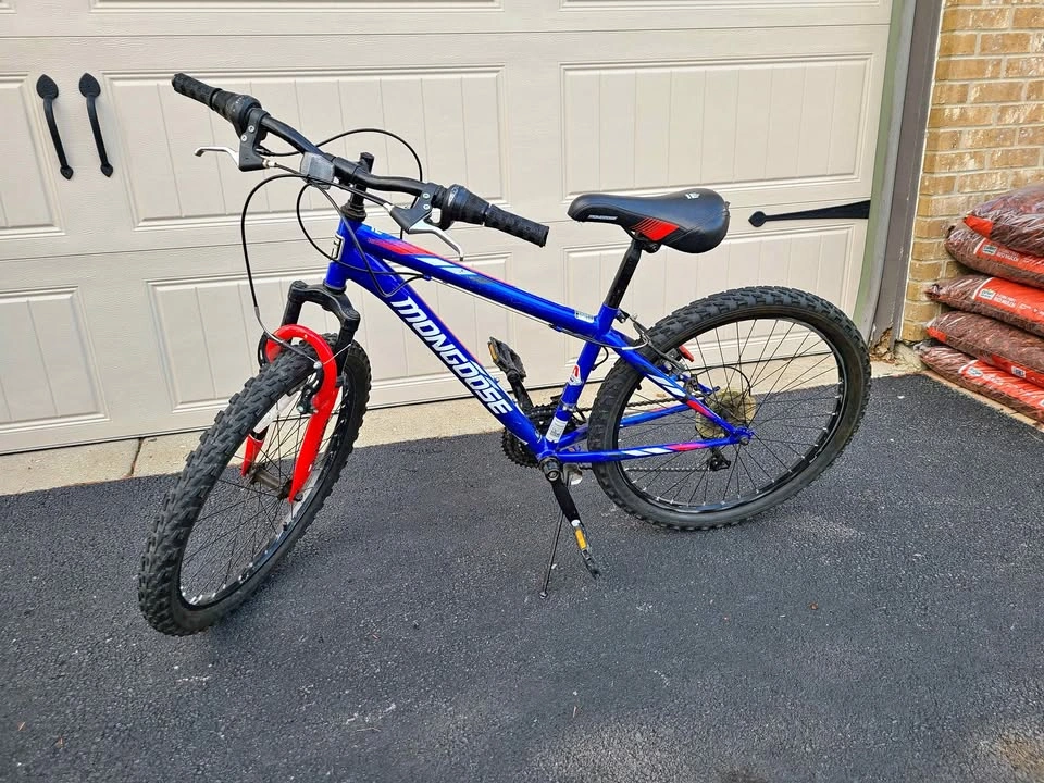 21 Speed Mongoose Mountain Bike