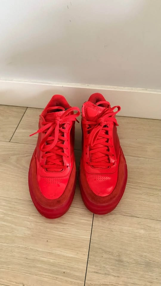 Reebok x Cardi B Red Sneakers - Women’s US8 - photo 2