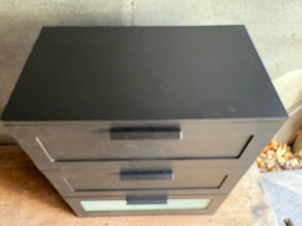 Ikea Brimnes 3-drawer dresser with frosted glass - photo 2