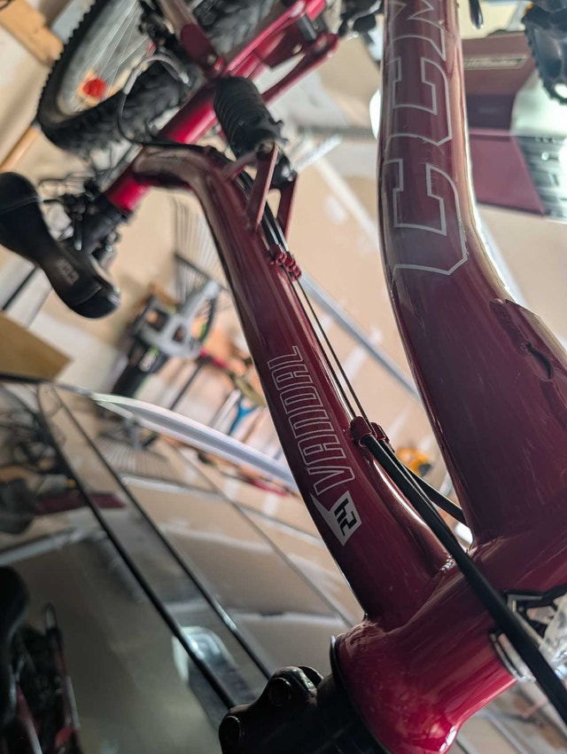 24" CCM Youth Bike - 21 Speed - photo 4