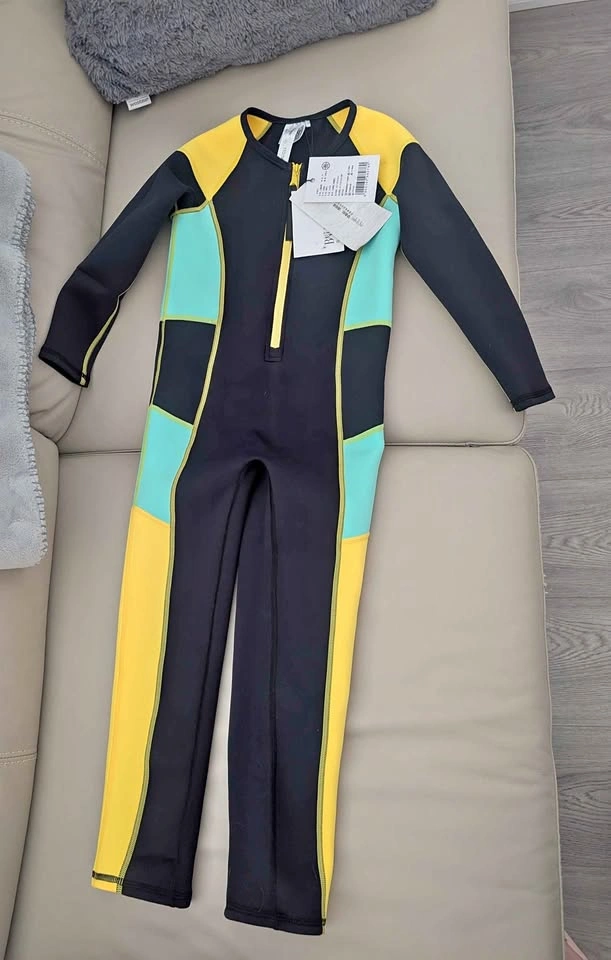 Kids wet suit