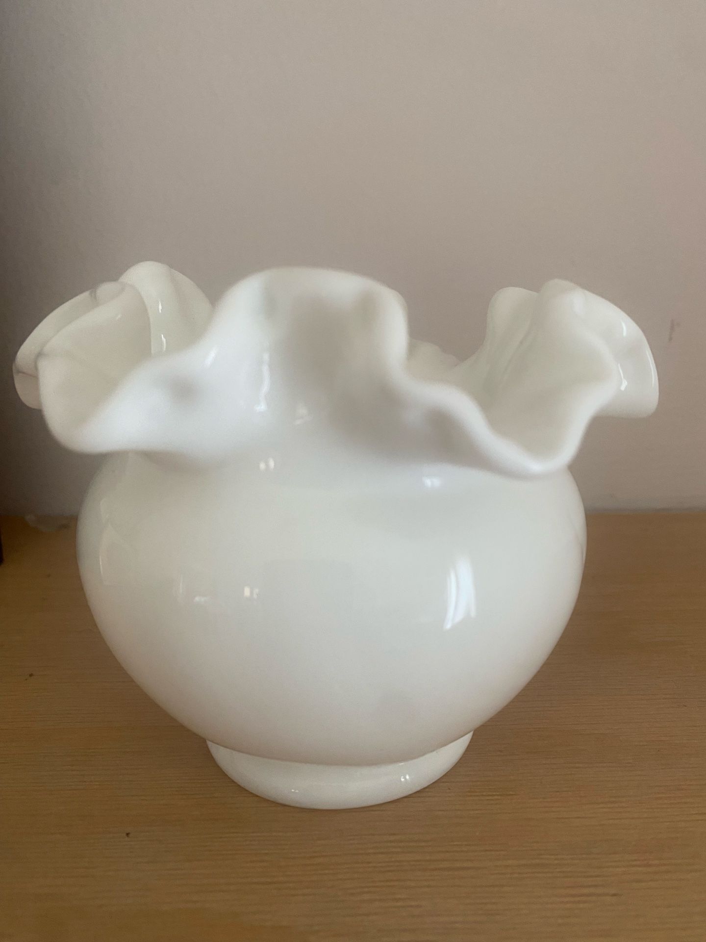 Vintage Fenton White Milk Glass Rose Bowl Vase