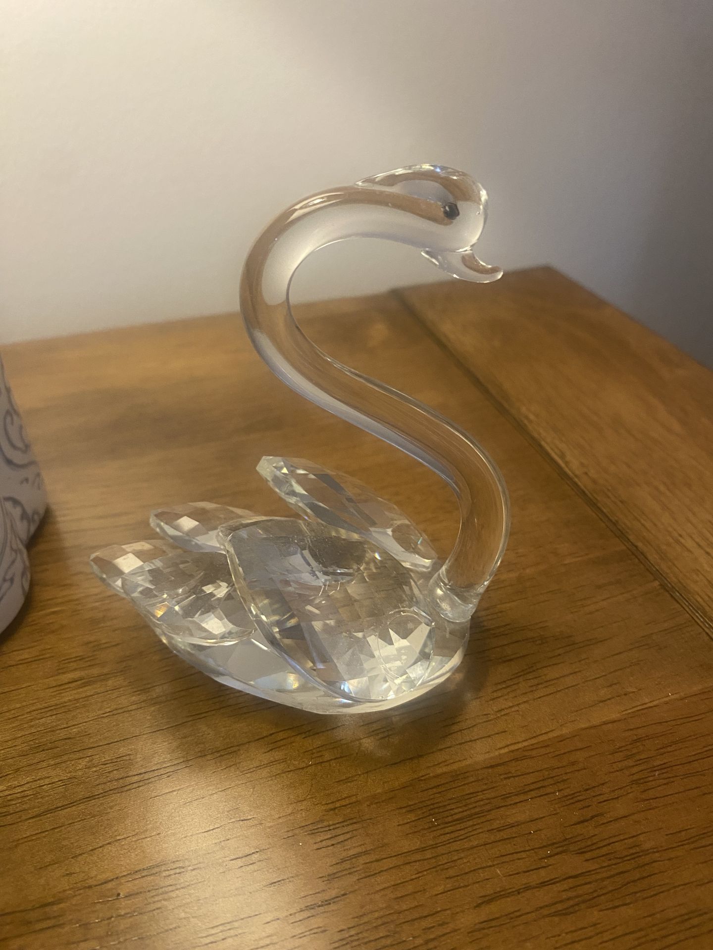 Beautiful Crystal Swan Figurine