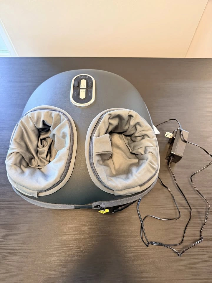 Nekteck Shiatsu Foot Massager with Heat