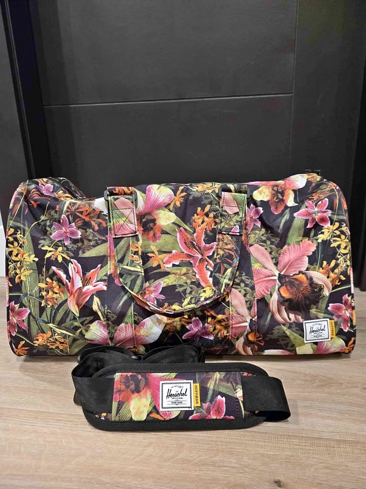 Herschel Novel Duffle - 43L Limited Edition Hoffman