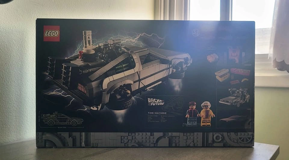 LEGO Back to the Future DeLorean 10300 NEW SEALED - photo 2