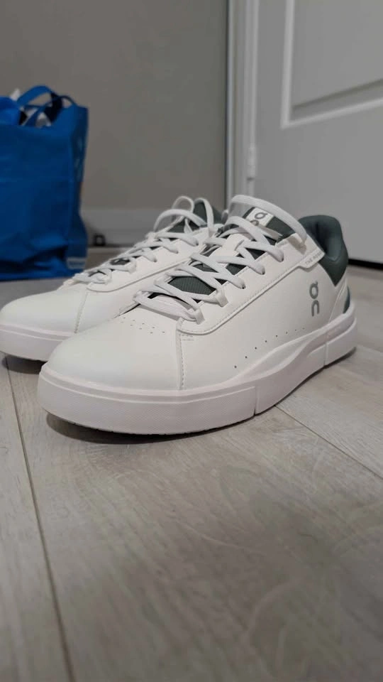 On The Roger Advantage (Men) – White/Olive Size: US 10.5 - photo 3