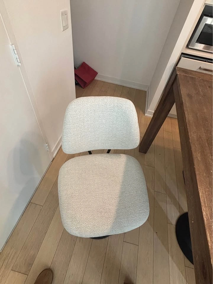 Bouclair Adjustable Bar Stools x2 - photo 3
