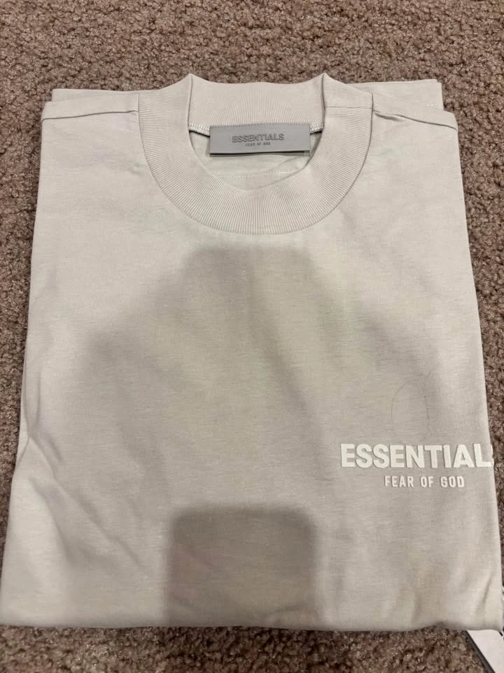 Fear of God Essential T-Shirt - photo 3