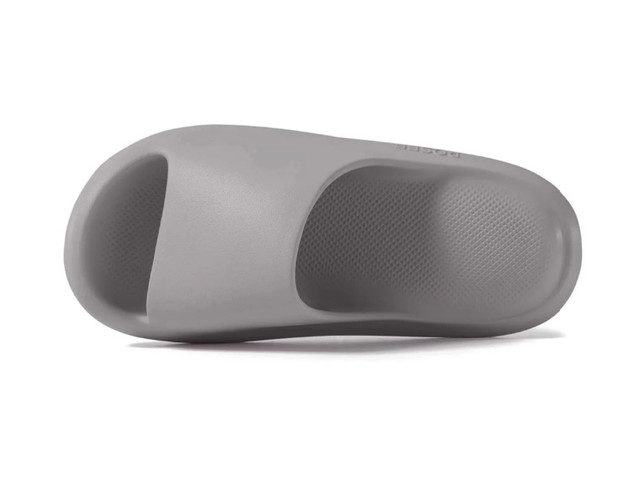 Brand New Posee Pillow Slippers Slides Unisex
