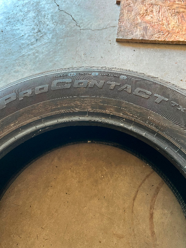 Good condition 1 Tire Continental 215/65/17 - photo 2