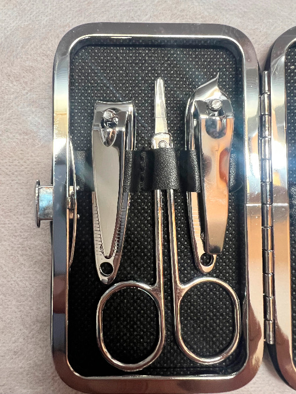 New Professional Nail Care Kit Manicure Set - photo 2
