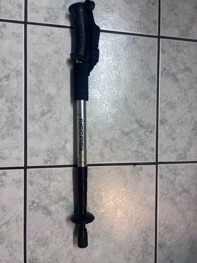 Necasil Aluminum Alloy Retractable Trekking Pole thumbnail