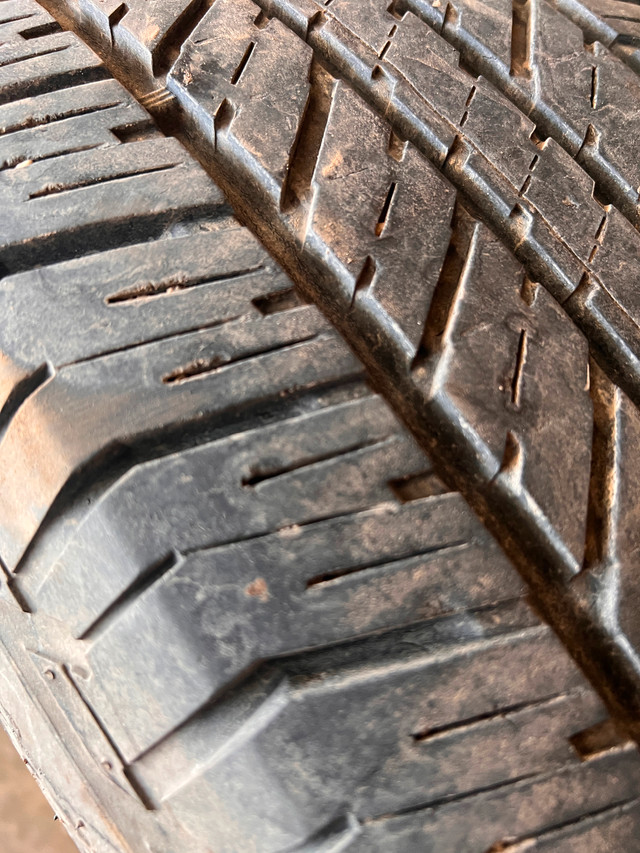 Good condition 4 Tires Bridgestone Dueler H/T 684 - photo 4