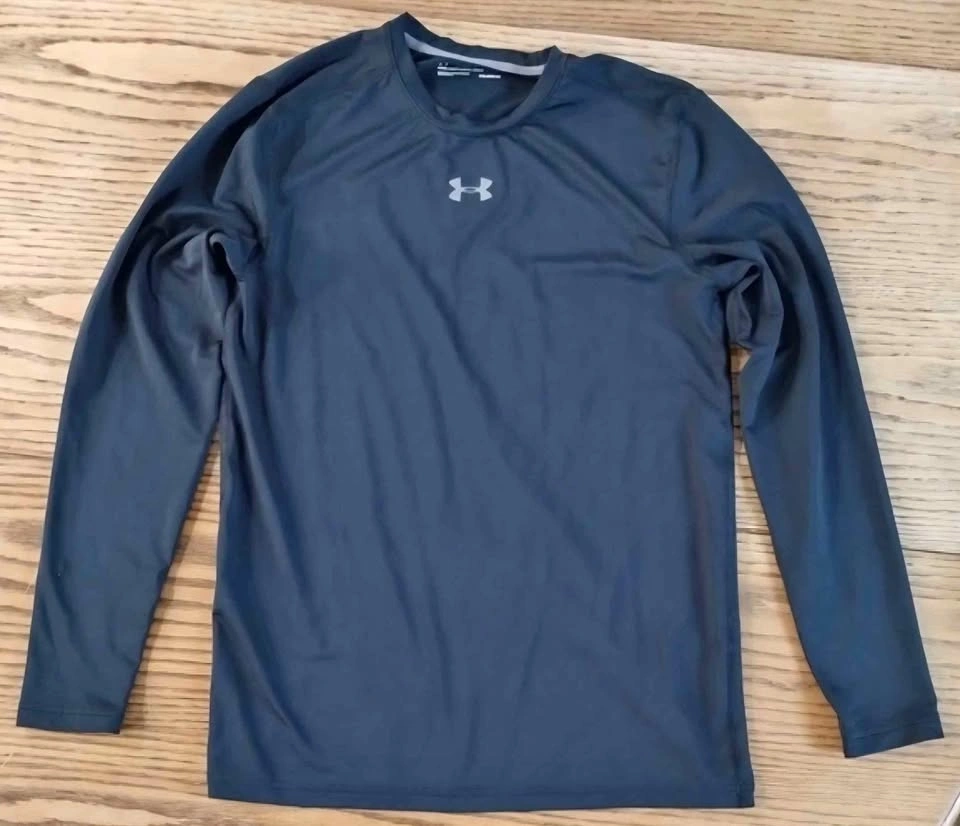 Under Armour Men's Coldgear Long Sleeve - Medium