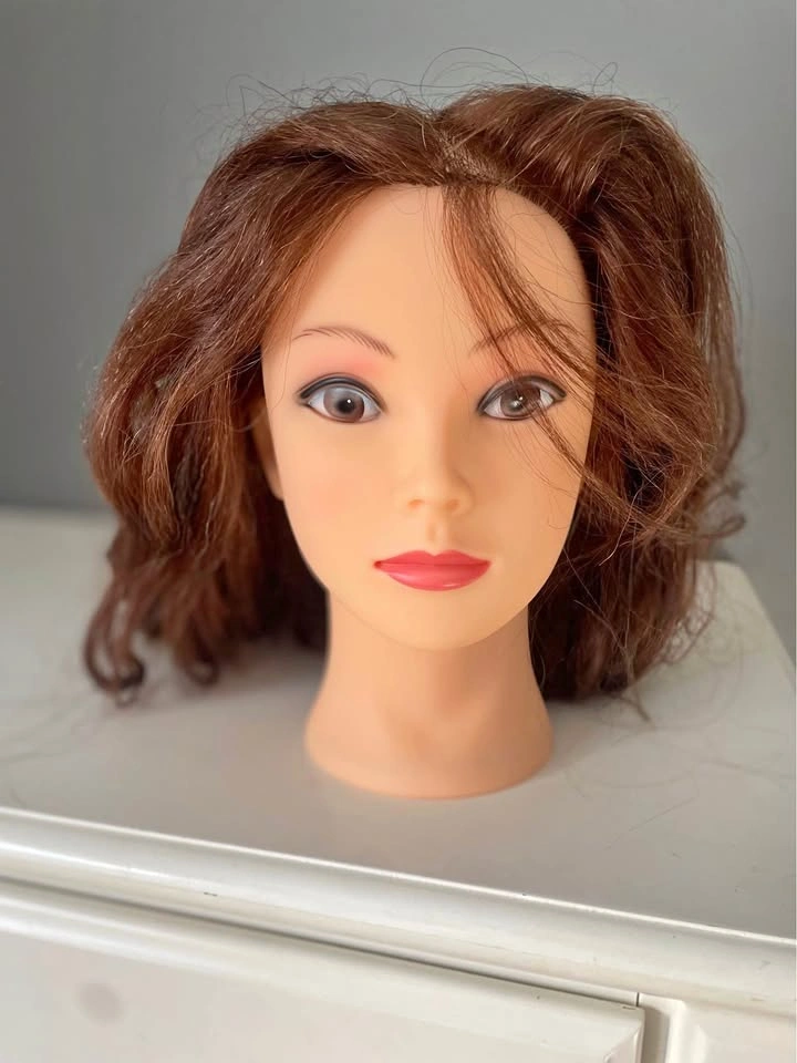 Mannequin head for hair stylist