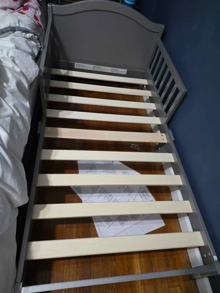Toddler bed - photo 3