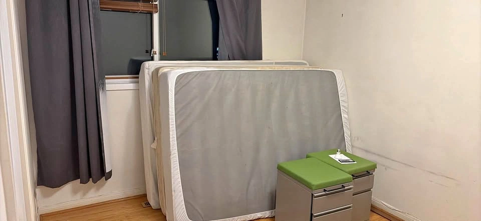 Queen Mattress and Box Spring Set