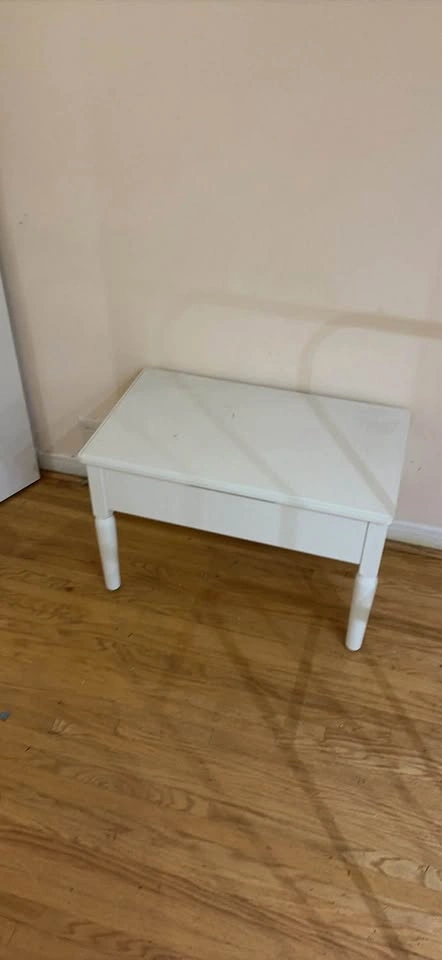 White Wooden Lift Top Storage Desk - photo 2