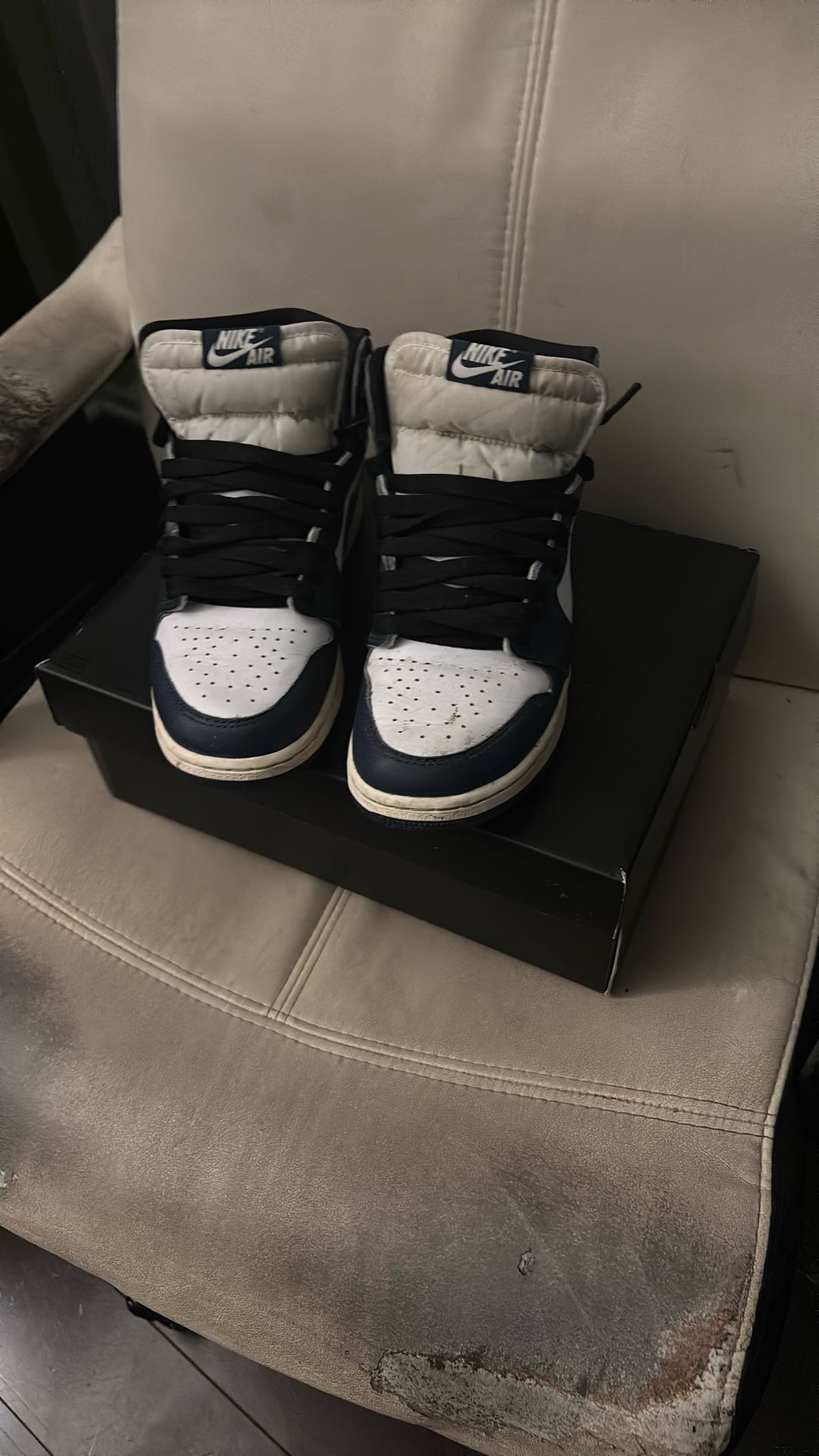 Jordan 1 Midnight Navy