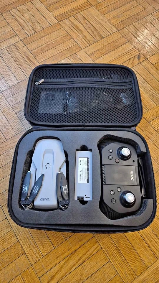 4DRC Drone Kit with Controller, 2 Batteries, Case