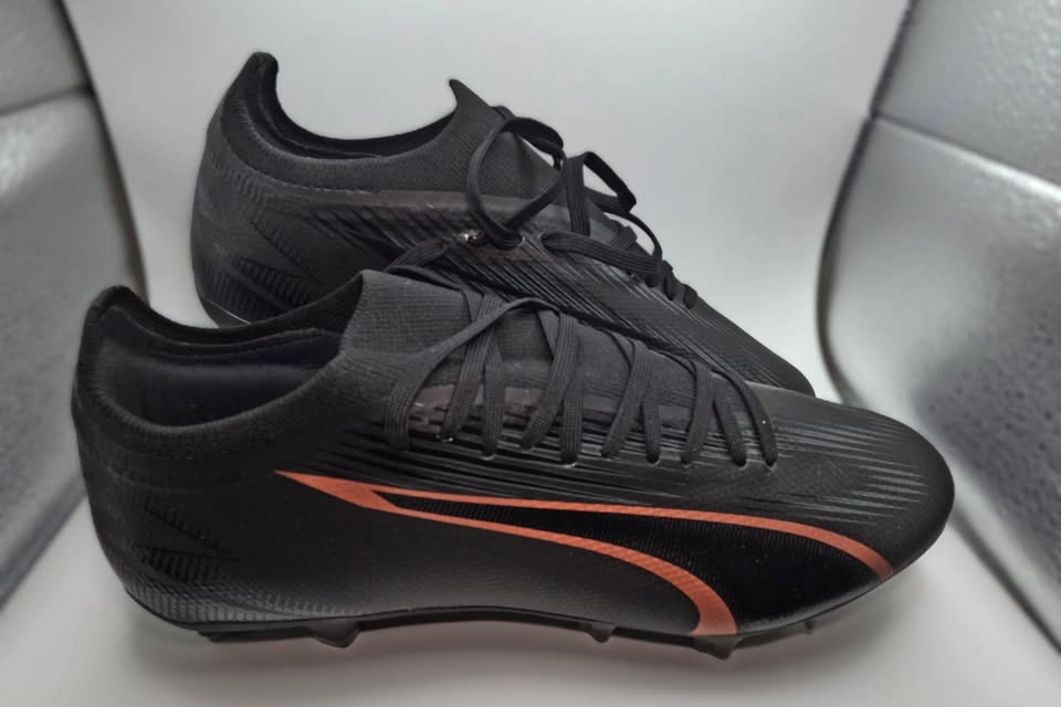Puma Ultra Match Soccer Cleats FG Size 10.5