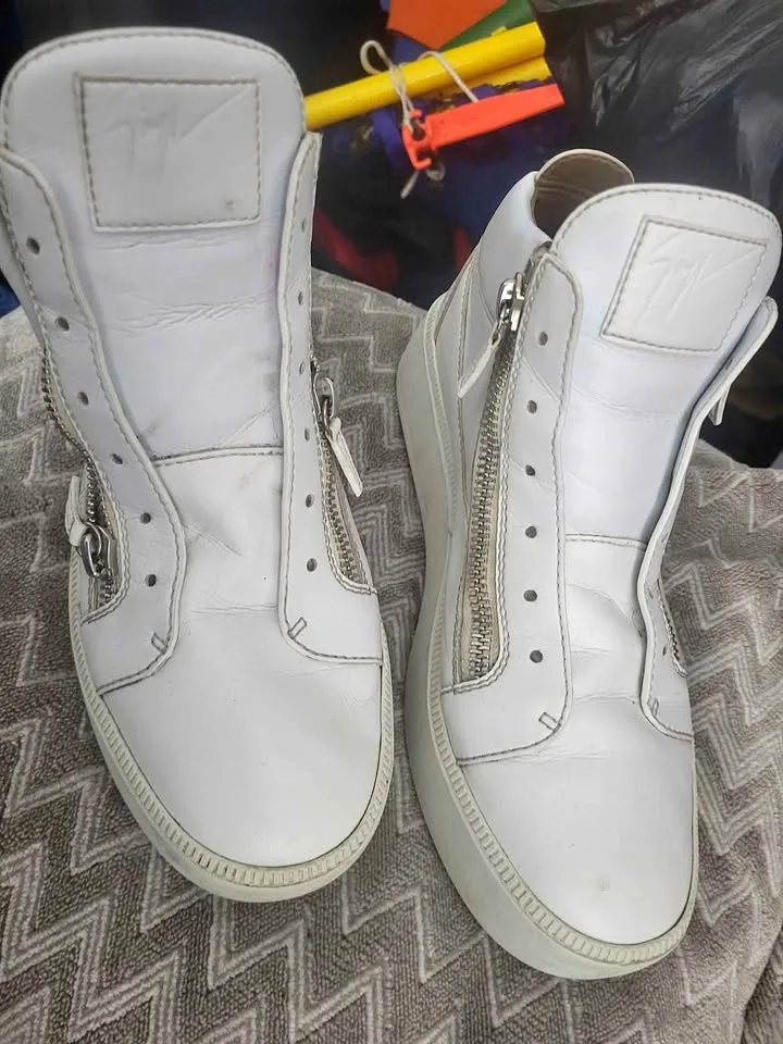 Giuseppe Zanotti Leather Sneakers thumbnail