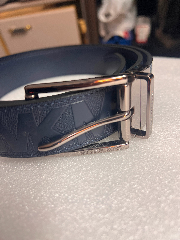 Brand new Micheal Kors Embossed Blue Adjustable Leather Belt - photo 2