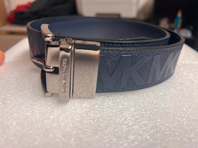 Brand new Micheal Kors Embossed Blue Adjustable Leather Belt - photo 3