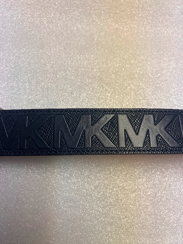 Brand new Micheal Kors Embossed Blue Adjustable Leather Belt - photo 4