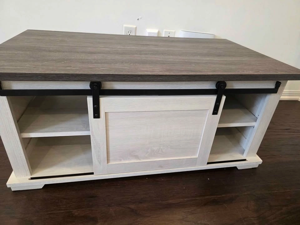 Ashley Farmhouse Coffee Table and 2 End Tables - photo 2